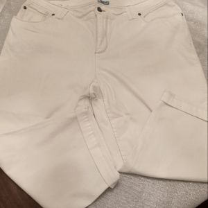 White Izod cropped jeans, EUC, size 18W